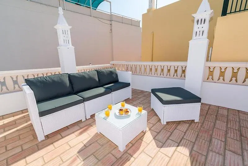 2Bedroom House Cozy Typical Restored Single Storey 5 Min From The Fuseta Beach פוסטה